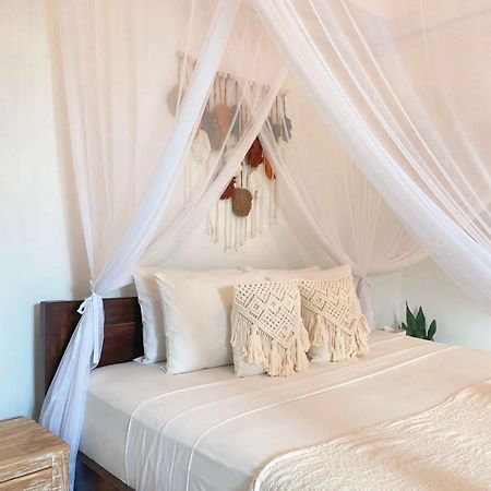 Kubu Mini Guest House Чангу Екстер'єр фото